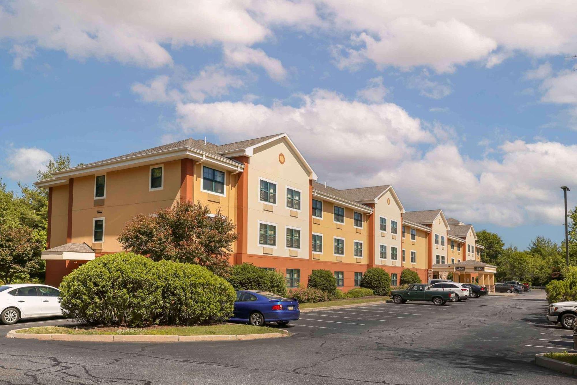 Extended America - Foxboro - Hotel Norton